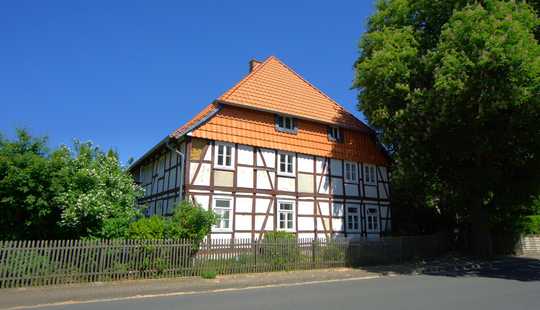 Bild von Wir suchen eine große Familie + + Traum-Fachwerkhaus + + 7 Zimmer + + ...und mehr