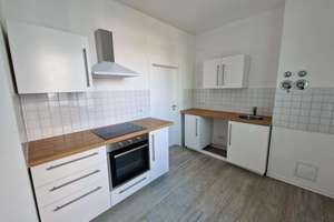 Ihr neues Zuhause: Helle 3-Zimmer-Wohnung mit Balkon und Einbauküche