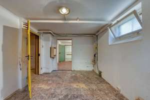 +++ komplett leer - freistehendes 3-Familien-Haus - bequeme Lage - Doppel-GA & Garten +++ – Bietigheimer Straße 26, 70435 Zuffenhausen-Mitte, Stuttgart – Vorschaubild 34