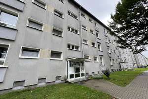 Mit Blick ins Grüne-Renovierte 3 Zi.- Whng. - helles Wannenbad und Balkon - Duisburg – Richard Wagner Str. 10, 47226 Rheinhausen-Mitte, Duisburg – Vorschaubild 2