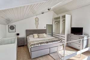 Lichtdurchflutete Maisonette-Wohnung mit weitläufiger Dachterrasse in Bestlage von Köln-Weiden – Arndtstraße 32, 50858 Weiden, Köln – Vorschaubild 12