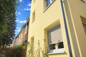 Charmante 4-Zimmer-Altbauwohnung im Jugendstil – Stuttgart-Zuffenhausen – Die vollständige Adresse der Immobilie erhältst du vom Anbieter., 70435 Zuffenhausen-Mitte, Stuttgart – Vorschaubild 4