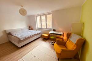 Großzügiges Wohnen in Marburg Marbach: Helle 2-Zimmer-Wohnung (91 qm) mit EBK, Terrasse & Stellplatz – Am Mühlteich 8, 35041 Marbach, Marburg – Vorschaubild 5