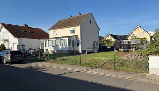 Bild von HEMING-IMMOBILIEN - 2015 saniertes Haus mit großem Grundstück in Ortsrandlage