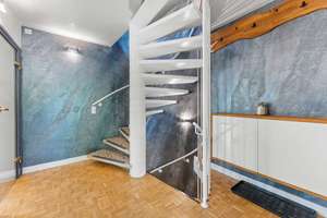 Hochwertige Architektenvilla mit Pool, Sauna & Spa-Whirlpool in exklusiver Hanglage über Bremen – Die vollständige Adresse der Immobilie erhältst du vom Anbieter., 28717 Burgdamm, Bremen – Vorschaubild 10