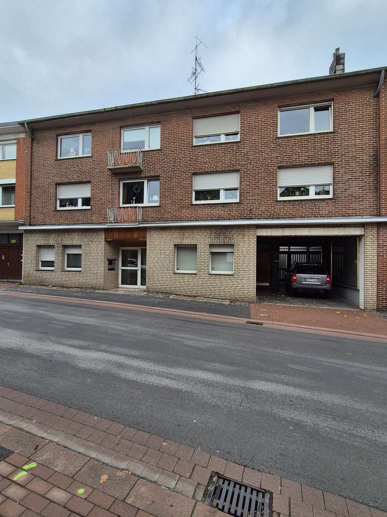 Immobilie in Aldenhoven - Von Privat - Ohne Makler, provisionsfrei! MFH mitten im Herzen von Aldenhoven - Bild 0