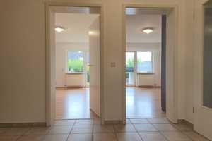 IDYLIC & SPACIOUS LIVING! Charming semi-detached house with secluded garden *Dog allowed* – Main-Taunus-Kreis – Vorschaubild 19