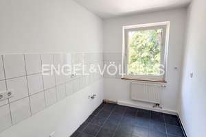 Stilvolle 2-Zimmer-Wohnung mit Balkon und Blick ins Grüne in Solingen – Die vollständige Adresse der Immobilie erhältst du vom Anbieter., 42651 Solingen-Mitte, Solingen – Vorschaubild 4