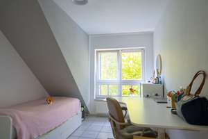 Krefeld Cracau! Moderne 4-Zimmer-Maisonettewohnung mit tollem Sonnenbalkon & Tiefgaragenstellplatz! – Die vollständige Adresse der Immobilie erhältst du vom Anbieter., 47799 Cracau, Krefeld – Vorschaubild 11
