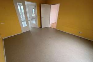Großzügige 2-Zimmer-Dachgeschoss-Wohnung mit Weitblick! – Treskowstraße 30, 13089 Heinersdorf, Berlin – Vorschaubild 8