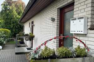 Ein 4-Parteien-Haus, Mehrfamilienhaus in Schnelsen, Toplage vor dem Niendorfer Gehege! – Röthmoorweg 37, 22459 Hamburg – Vorschaubild 1