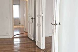 Charmante Komfort-Altbauwohnung im Jugenstilgebäude, 1. OG, bezugsfrei – Sesenheimer Str. 15, 10627 Charlottenburg, Berlin – Vorschaubild 10