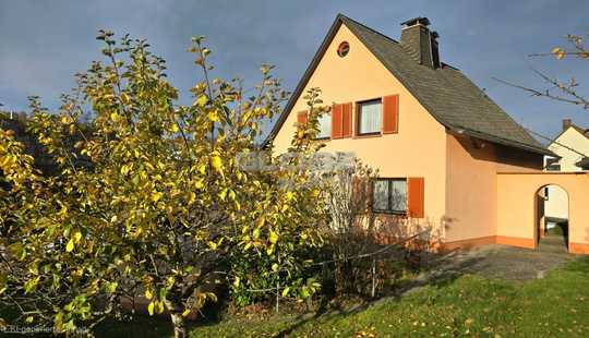 Bild von WALDEMS - Charmantes älteres Einfamilienhaus mit schönem Grundstück. - PROVISIONSFREI