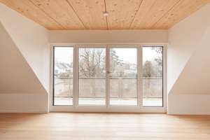 Elegante Dachgeschosswohnung mit ca. 114 m² Wohnfläche und traumhaftem Blick auf die Würm – Die vollständige Adresse der Immobilie erhältst du vom Anbieter., 80999 Untermenzing, München – Vorschaubild 5