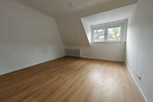 Erstbezug nach Sanierung, helle 2,5-Zimmer-DG-Wohnung in Essen-Stadtwald – Frankenstraße 252, 45134 Stadtwald, Essen – Vorschaubild 6