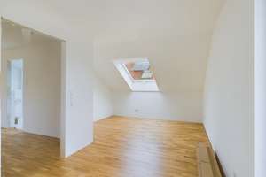 KLIMATISIERTE DG-WOHNUNG in TOP-QUALITÄT nur für KURZZEITVERMIETUNG – Die vollständige Adresse der Immobilie erhältst du vom Anbieter., 71384 Weinstadt – Vorschaubild 13
