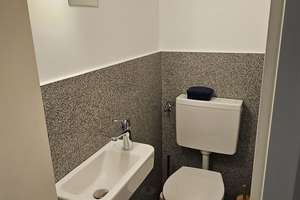 Kölner Süden, sanierte- renovierte 2 Zi. Etagenwhg. mit Balkon + Einbauküche + Gartenmitbenutzung – Die vollständige Adresse der Immobilie erhältst du vom Anbieter., 50968 Raderberg, Köln – Vorschaubild 5