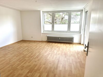 Gut geschnittene Drei-Zimmer-Wohnung am Forstenrieder Park