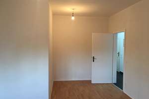  Wohnung separat Eingang und eigene Garten in Essen-Schönebeck – Die vollständige Adresse der Immobilie erhältst du vom Anbieter., 45359 Schönebeck, Essen – Vorschaubild 8