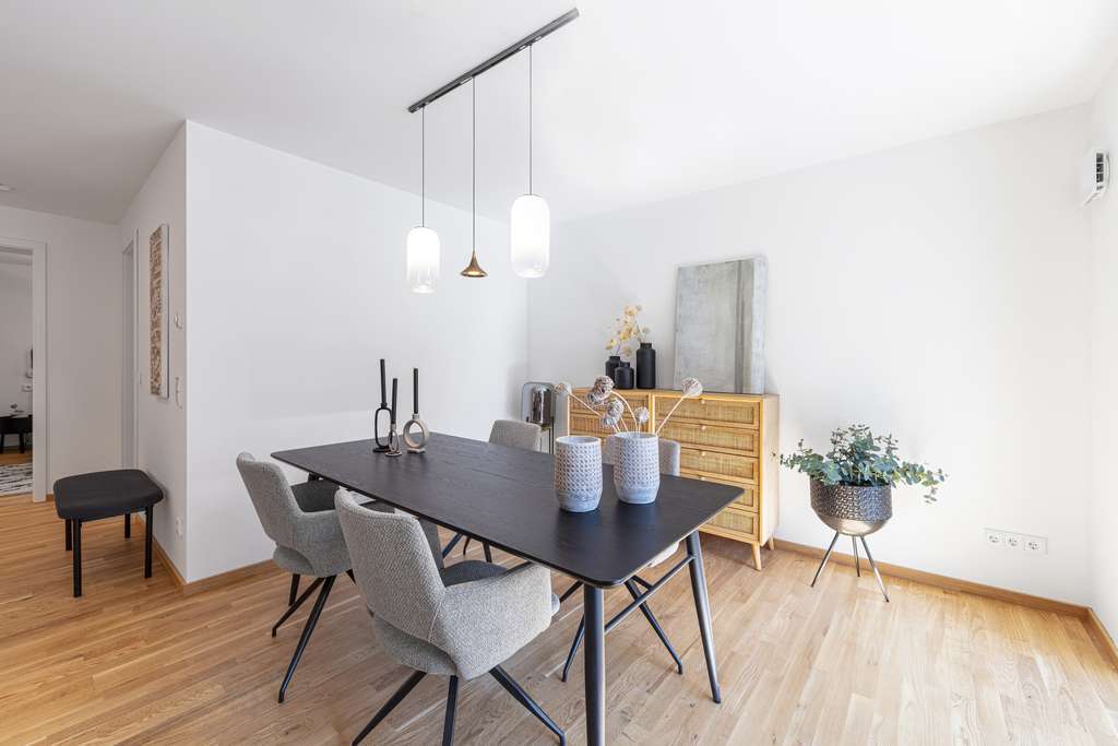 *Steuern sparen durch Neubau-Afa!* Vermietete 4-Zi-Wohnung