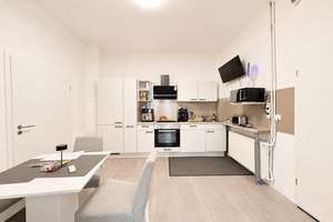 Wohnhaus + Gästehaus mit großen Grundstück in Feldrandlage! Nur 20 Minuten zum Ostseestrand! – Segeberger Straße 0, 23623 Ahrensbök – Vorschaubild 5
