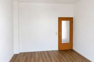 Helle 3-Zimmer Wohnung mit Balkon in der Gorkistr. – 4347 Schönefeld-Abtnaundorf, Leipzig – Vorschaubild 4
