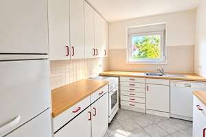 METZ IMMOBILIEN - Ankommen und wohlfühlen! Familienhaus mit Garten und viel Platz – 60437 Kalbach-Riedberg, Frankfurt am Main – Vorschaubild 4