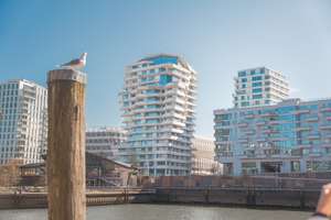 Designwohnung im Marco Polo Tower – mit Blick auf das Wendebecken des Hafens – Am Strandkai 3, 20457 HafenCity, Hamburg – Vorschaubild 2