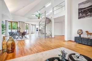 Lichtdurchflutetes Dachterrassen-Loft. Zwischen Elisabethmarkt und Josephsplatz. – Die vollständige Adresse der Immobilie erhältst du vom Anbieter., 80799 Am alten nördlichen Friedhof, München – Vorschaubild 2