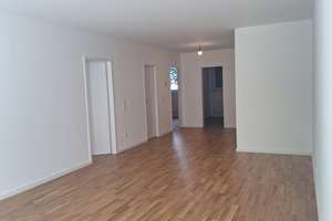 Erstbezug nach Modernisierung 3-Zimmer-Wohnung mit Terrasse in Oberrad – 60599 Oberrad, Frankfurt am Main – Vorschaubild 6