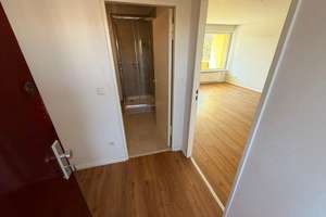 Geräumige 1-Zimmer-Wohnung mit Balkon! – Burgemeisterstr. 11, 12103 Tempelhof, Berlin – Vorschaubild 1