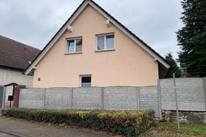 *Mehrgenerationenhaus mit großem Grundstück, Pool und Entwicklungspotenzial – Nähe Muldestausee* – Dorfplatz 14, 6774 Mühlbeck – Vorschaubild 2