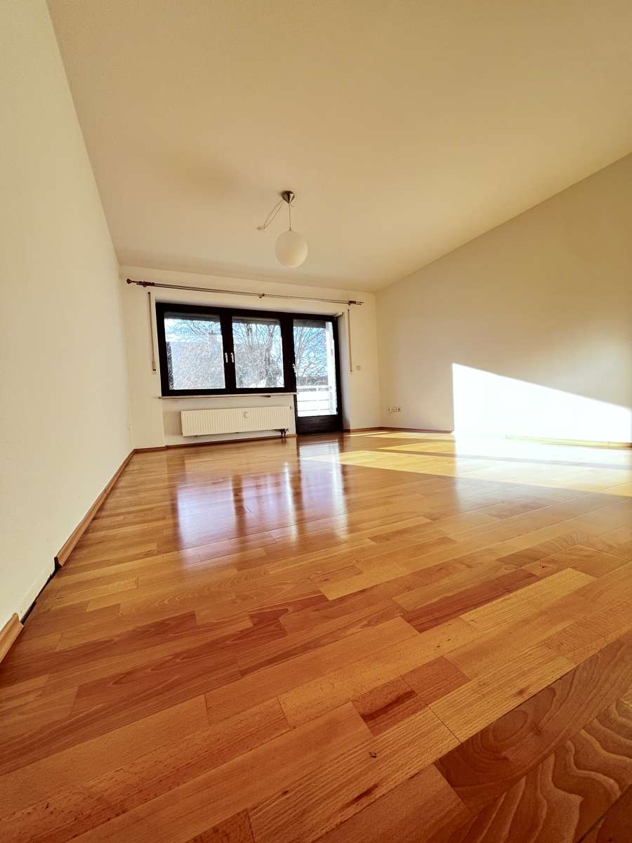 Immobilie in Klosterlechfeld - 3-Zimmerwohnung mit Südbalkon in ruhiger kleiner Wohnanlage - Bild 0