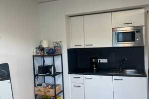 Nur an Studenten zu vermieten ! Modernes Appartement  im 2.OG zwischen Altstadt und Klinikviertel. – Würzburg – Vorschaubild 4