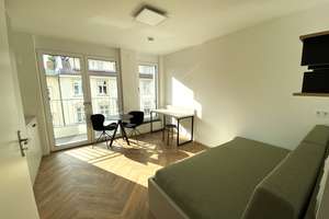 Sehr helle  moderne Süd-Wohnung mit EBK, Asbtellkammer sowie Balkon! – Florian-Geyer-Str 111, 12489 Adlershof, Berlin – Vorschaubild 1