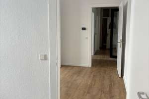 Charmante, frisch renovierte 3-Zimmer-Altbauwohnung mit Balkon & Gartenblick – 44149 Westfalenhalle, Dortmund – Vorschaubild 15