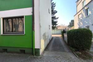 Investoren aufgepasst! Gepflegtes 8-Parteienhaus mit Balkonen & Garagenhof mit viel Potenzial – Die vollständige Adresse der Immobilie erhältst du vom Anbieter., 45476 Styrum, Mülheim an der Ruhr – Vorschaubild 9