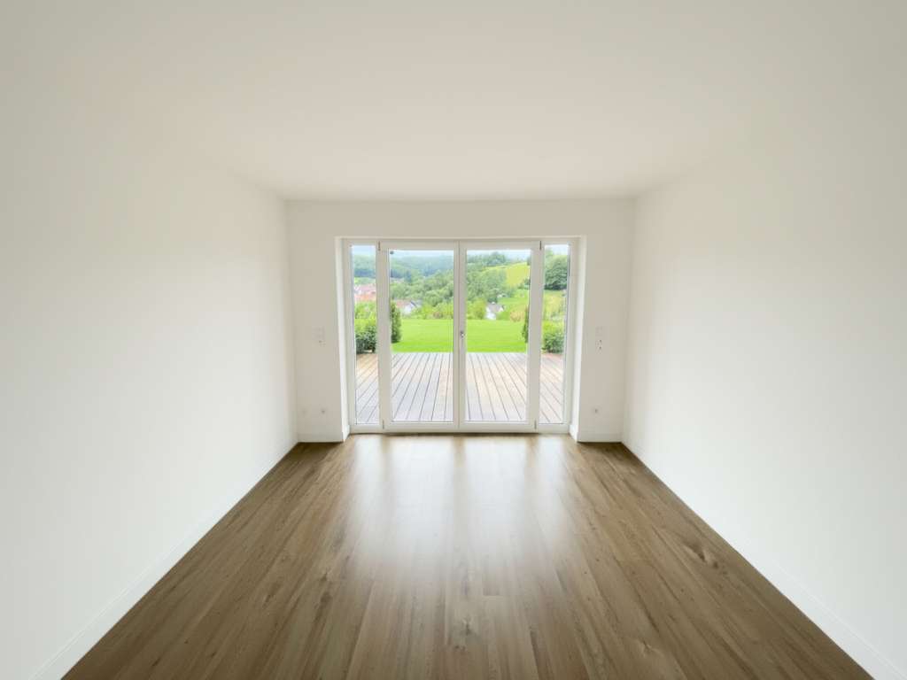 Immobilie in Weibersbrunn - Elegantes & neuwertiges Traumhaus mit malerischem Ausblick - Bild 4