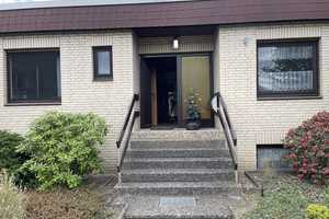 Wohlfühl-Bungalow mit Wintergarten und Tiefgarage in familienfreundlicher Lage – Fritz-Reuter-Straße 0, 21407 Lüneburg (Kreis) – Vorschaubild 1