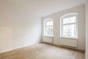 Bezugsfreie 2-Zimmer-Altbauwohnung – Mit Kiezflair zwischen Cafés, Boutiquen & Parks! – Driesener Straße 29, 10439 Prenzlauer Berg, Berlin – Vorschaubild 1