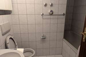 Lichtdurchflutete 1,5-Z. Wohnung mit Balkon, Aufzug & Tiefgaragenstellplatz in ruhiger Wohnanlage – Die vollständige Adresse der Immobilie erhältst du vom Anbieter., 86169 Hammerschmiede, Augsburg – Vorschaubild 11