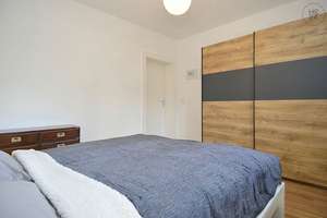 Liebevoll möblierte 2-Zimmer Wohnung mit Balkon und Internet in Wiesbaden-Biebrich – Die vollständige Adresse der Immobilie erhältst du vom Anbieter., 65187 Biebrich, Wiesbaden – Vorschaubild 12