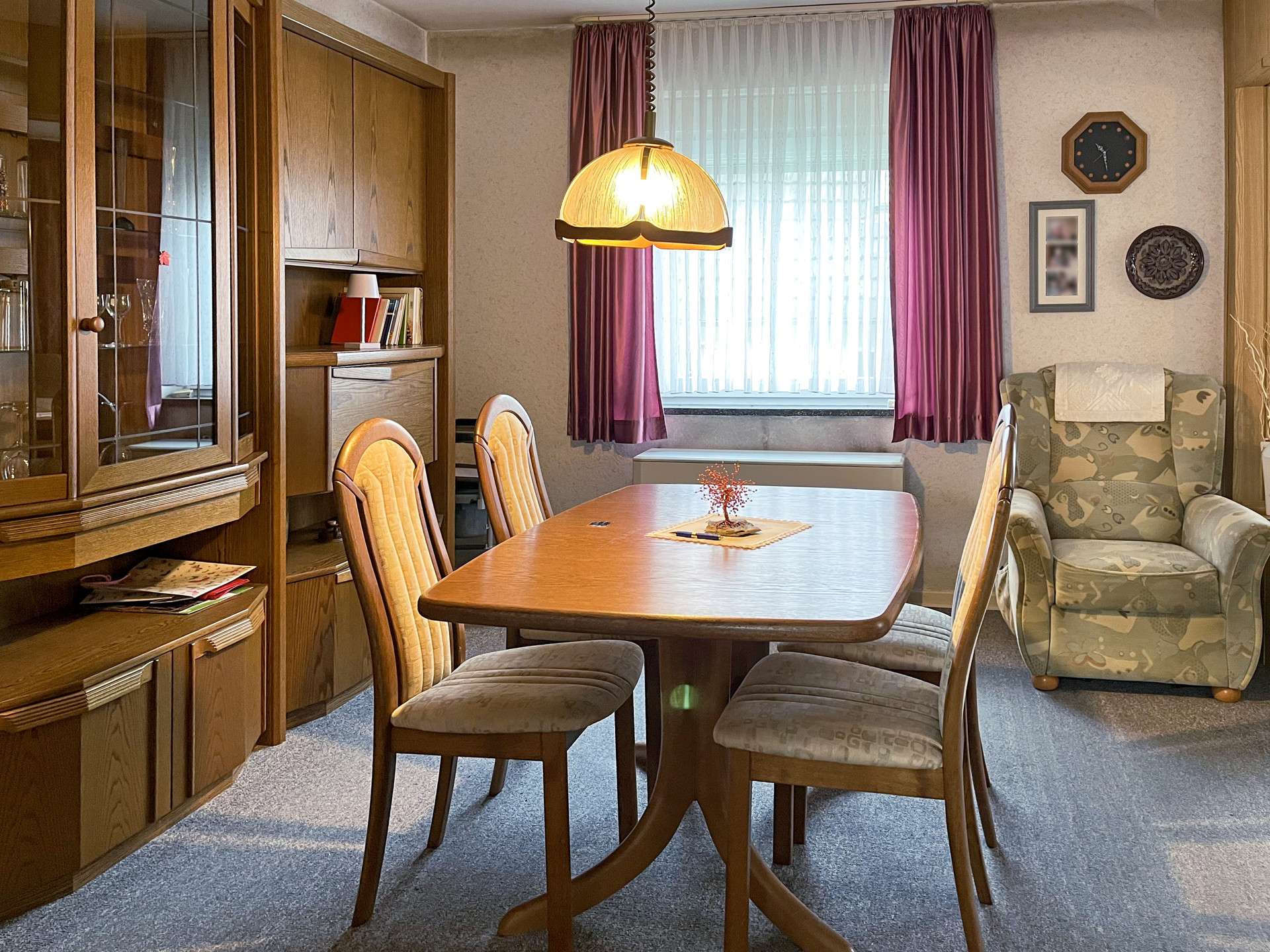 Immobilie in Hamm (Sieg) - Renovierungsbedürftige Doppelhaushälfte mit Garage auf einem Erbpachtgrundstück in Hamm/Sieg! - Bild 0