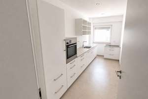 Helle, frisch renovierte 2-Zimmer-Wohnung mit Terrasse und Einbauküche – Wärmepumpe – Hauffstr. 6, 42289 Heckinghausen, Wuppertal – Vorschaubild 5