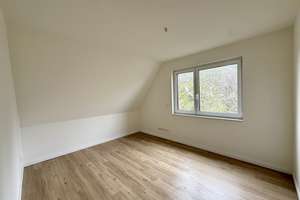 Traumhafte 5-Zimmer-Doppelhaushälfte am Stadtpark in Norderstedt – Glashütter Weg 57c, 22844 Norderstedt – Vorschaubild 17