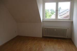 Gemütliche 2 Zimmer im 2. OG / DG, Oberhausen, Forststraße 74 – Forststraße 74, 46147 Sterkrade-Nord, Oberhausen – Vorschaubild 7