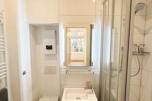 Bonn-Weststadt – Möblierte 1 Zimmer Wohnung mit Altbau Flair – Die vollständige Adresse der Immobilie erhältst du vom Anbieter., 53115 Weststadt, Bonn – Vorschaubild 6