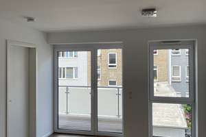 2-Zimmer-Wohnung mit großem Balkon und Stellplatz  – Marthastraße 16, 24114 Südfriedhof, Kiel – Vorschaubild 2
