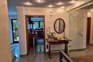 Exclusive Villa mit ELW, Doppel-Garage, Balkone, Terrassen, Erdwärme, Photovoltaik, Pool uvm. – Die vollständige Adresse der Immobilie erhältst du vom Anbieter., 64401 Groß-Bieberau – Vorschaubild 10