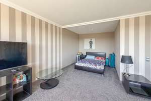 Helle 1-Zimmer-Wohnung mit Weitblick über Hamburg – Hamburger Straße 3, 22083 Barmbek-Süd, Hamburg – Vorschaubild 4